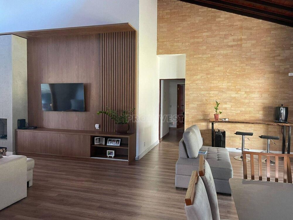 Casa de Condomínio à venda com 4 quartos, 279m² - Foto 3