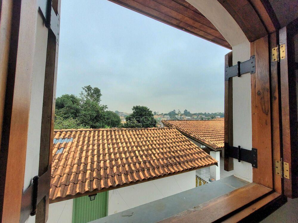 Casa, 4 quartos, 264 m² - Foto 1