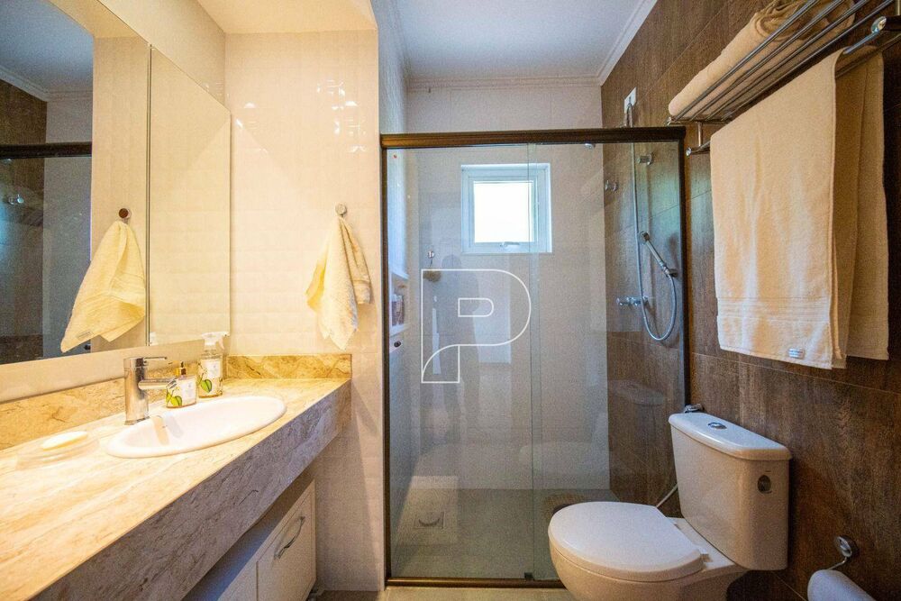 Casa de Condomínio à venda com 4 quartos, 450m² - Foto 8