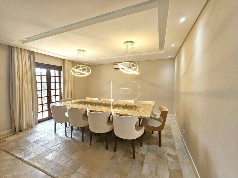 Casa à venda com 4 quartos, 490m² - Foto 2