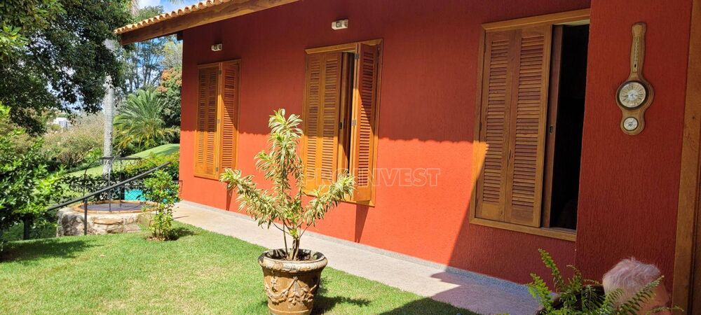 Casa de Condomínio à venda com 3 quartos, 230m² - Foto 4