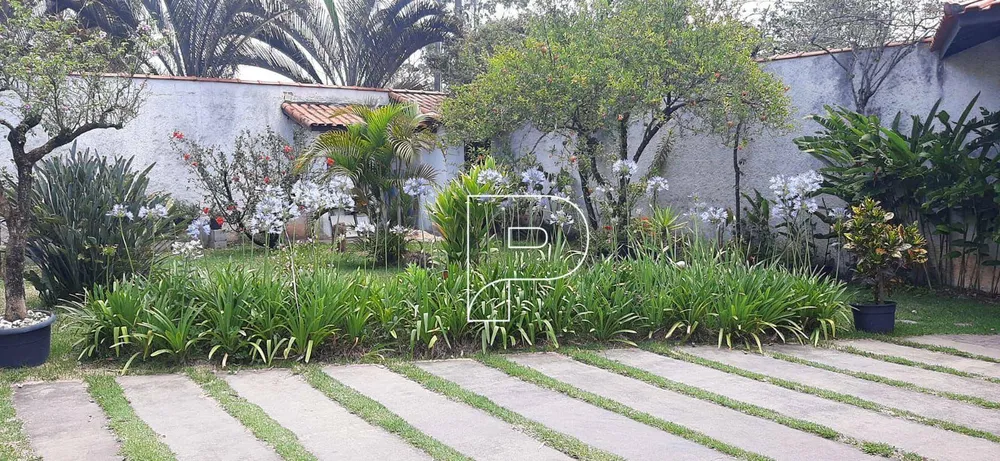 Casa, 4 quartos, 248 m² - Foto 1