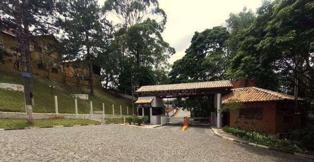 Loteamento e Condomínio, 1859 m² - Foto 1