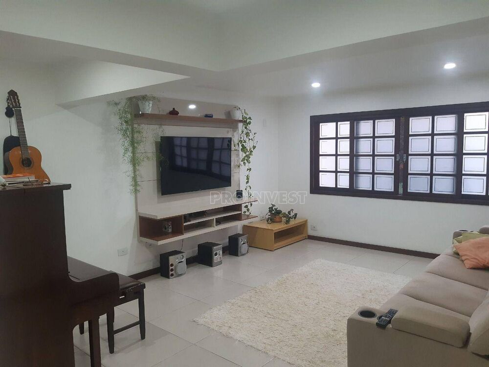Casa, 3 quartos, 323 m² - Foto 2