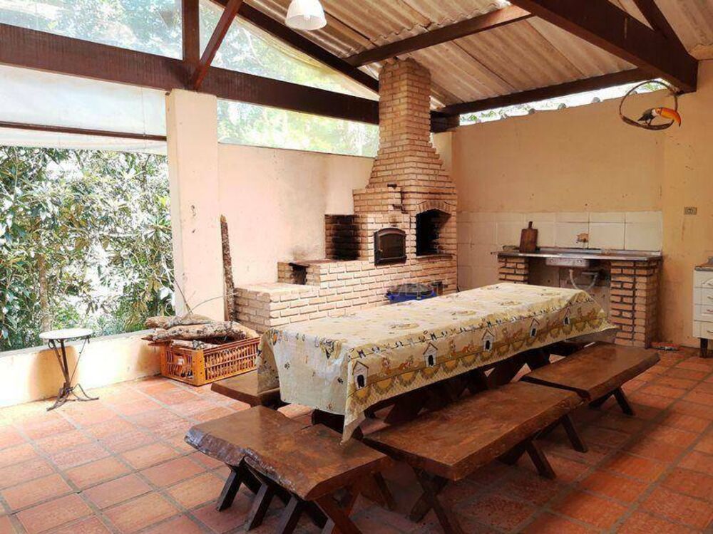 Chácara à venda com 3 quartos, 250m² - Foto 2