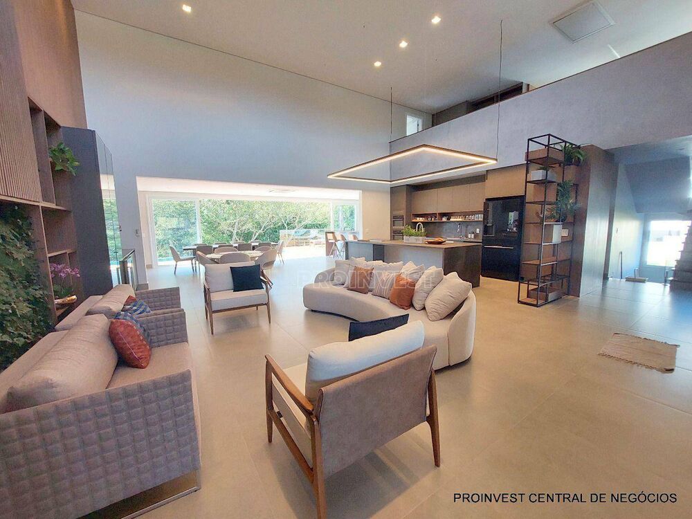 Casa, 3 quartos, 612 m² - Foto 2