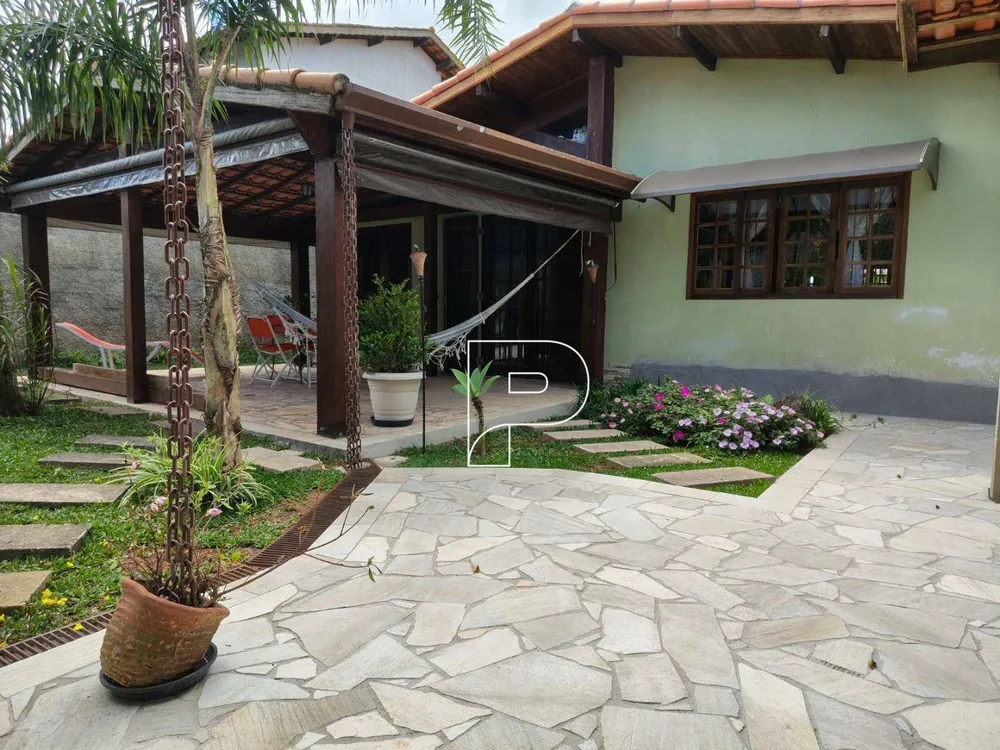 Casa, 3 quartos, 195 m² - Foto 1