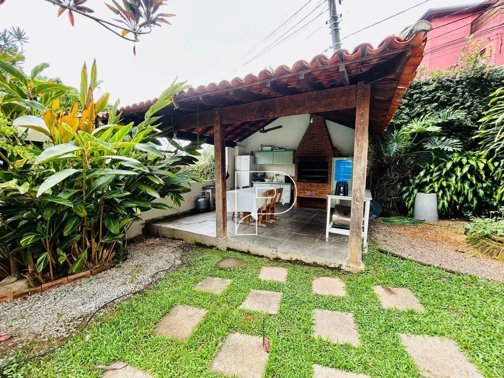 Casa, 5 quartos, 312 m² - Foto 1