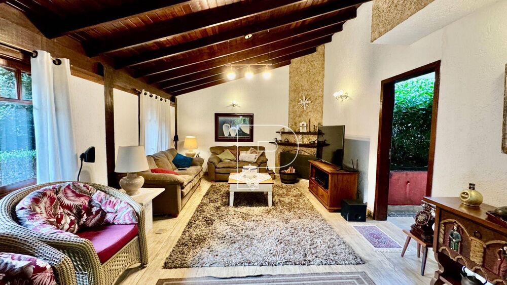 Casa de Condomínio à venda com 4 quartos, 395m² - Foto 8