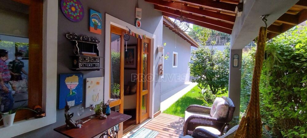 Casa à venda com 3 quartos, 239m² - Foto 5