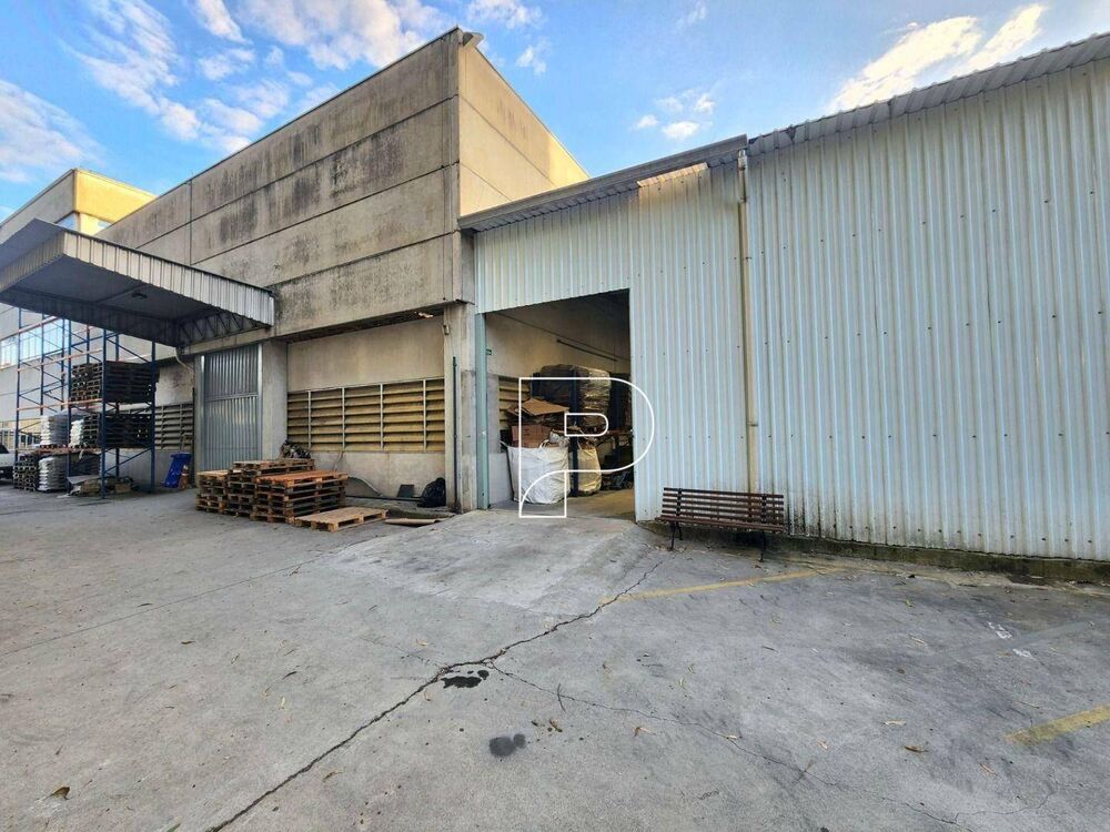 Depósito-Galpão, 2272 m² - Foto 1