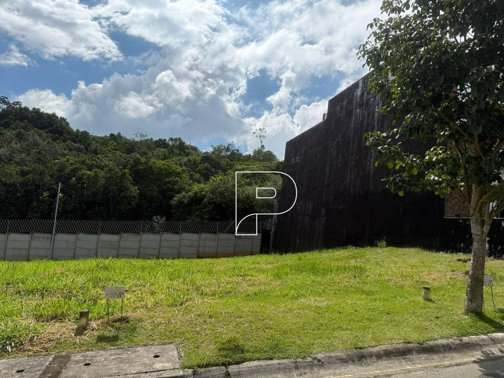 Loteamento e Condomínio, 135 m² - Foto 1