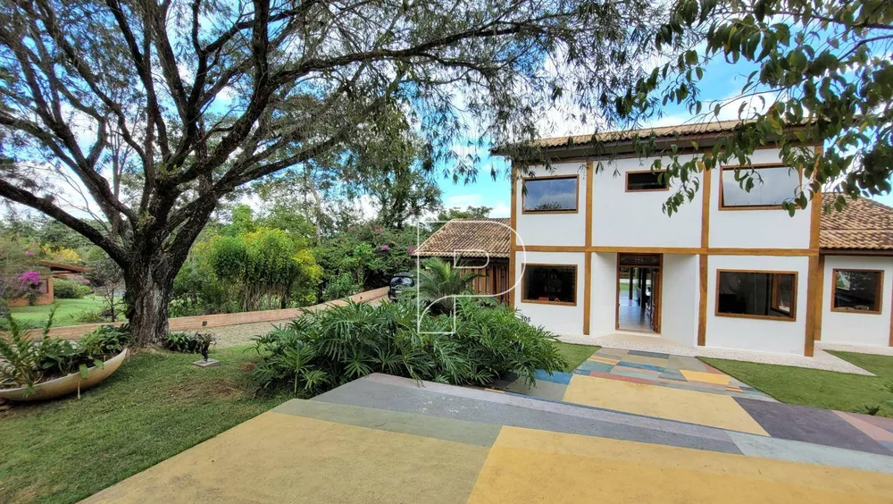 Casa de Condomínio à venda com 4 quartos, 442m² - Foto 2