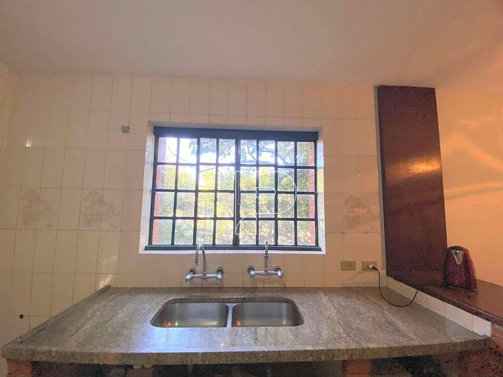 Casa de Condomínio à venda com 3 quartos, 281m² - Foto 3