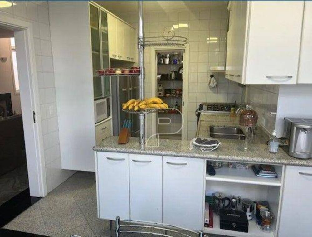 Casa de Condomínio à venda com 3 quartos, 380m² - Foto 1