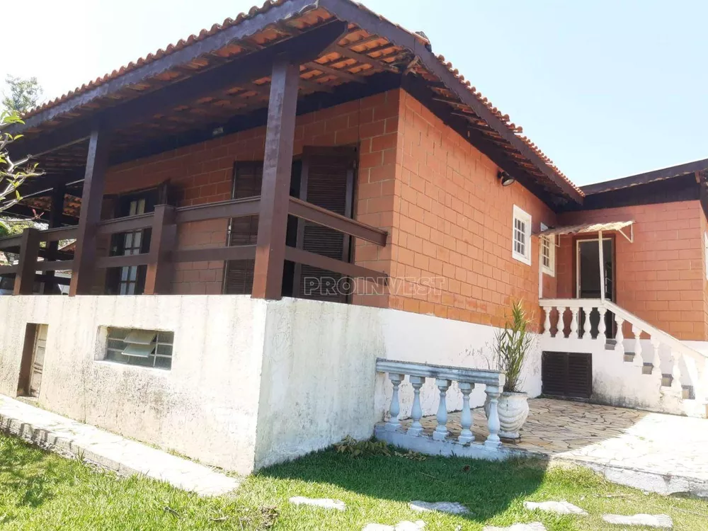 Casa de Condomínio à venda com 3 quartos, 228m² - Foto 3