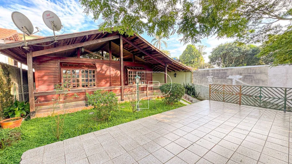 Casa, 3 quartos, 381 m² - Foto 1