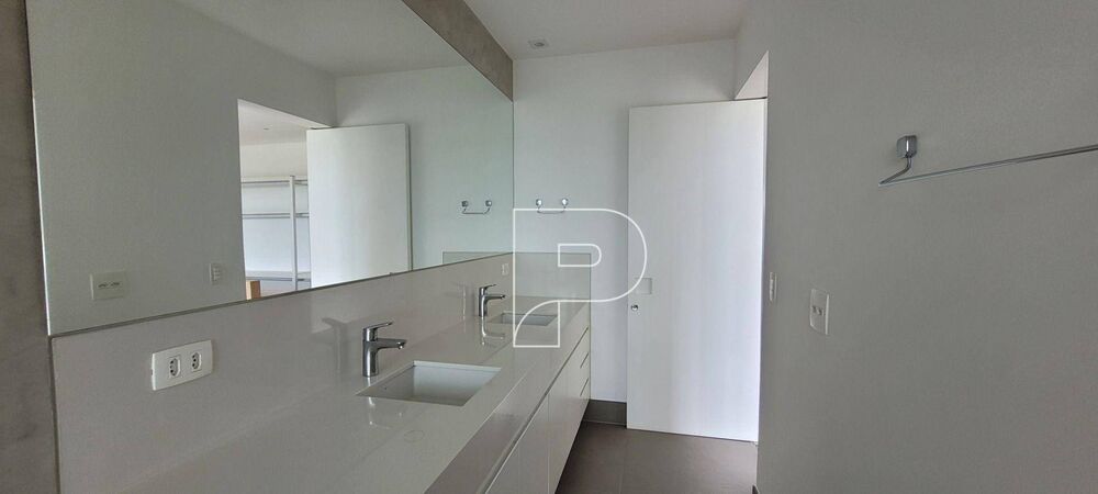 Casa de Condomínio à venda e aluguel com 4 quartos, 600m² - Foto 5