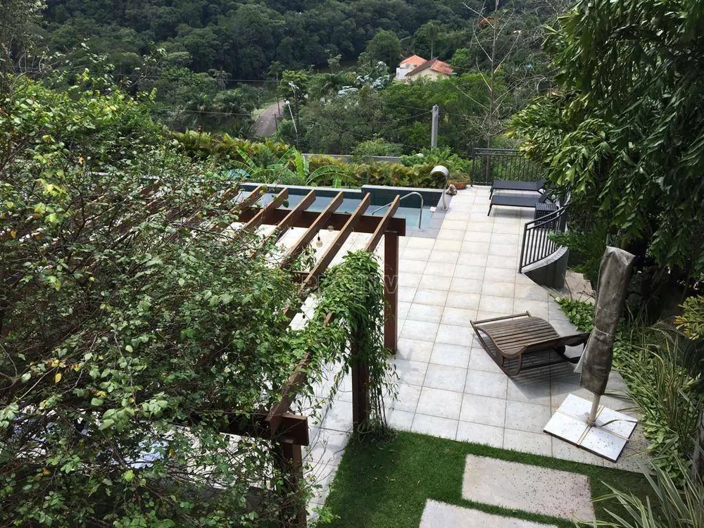 Casa, 5 quartos, 816 m² - Foto 1