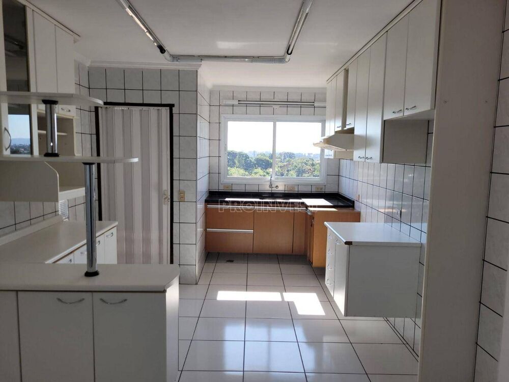 Casa, 3 quartos, 195 m² - Foto 1