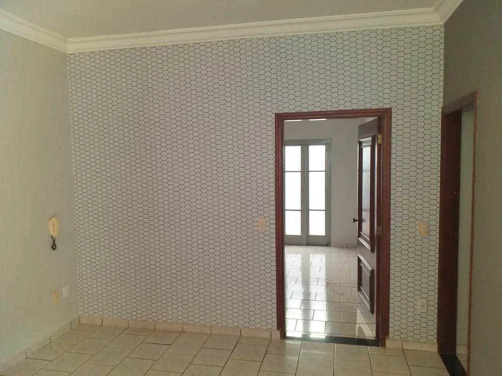 Casa, 3 quartos, 250 m² - Foto 6