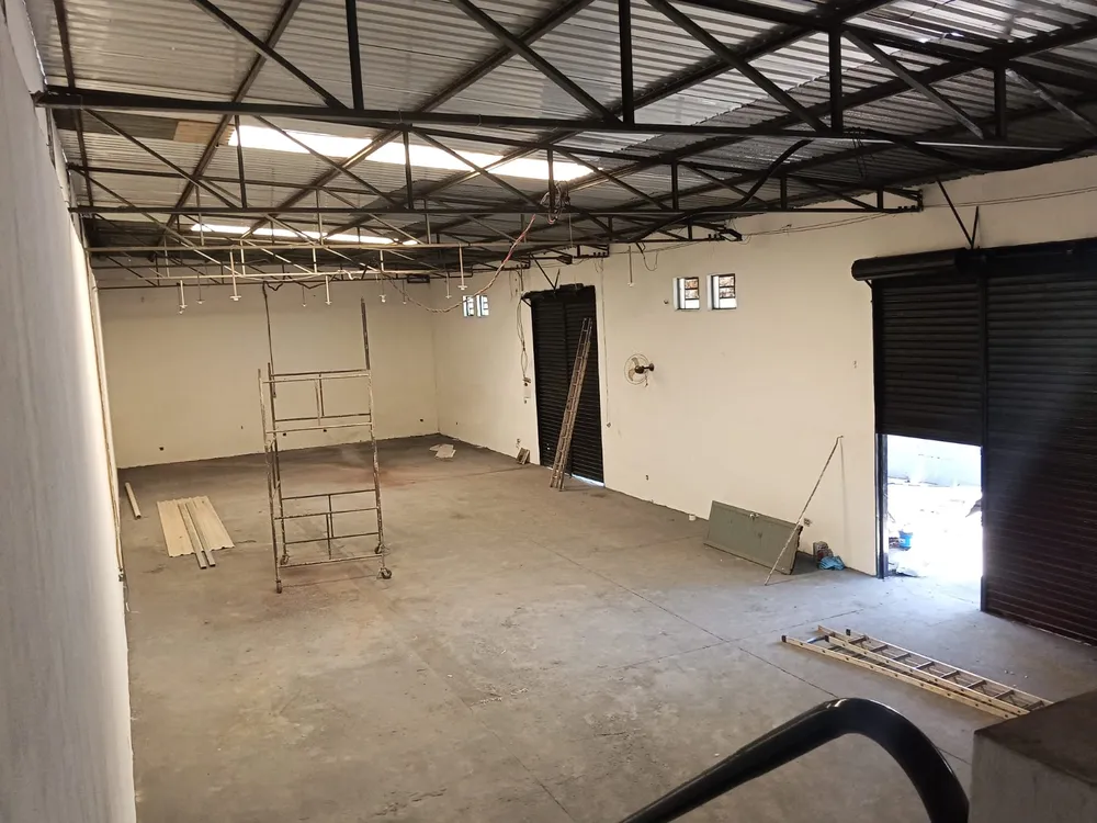 Depósito-Galpão, 350 m² - Foto 2