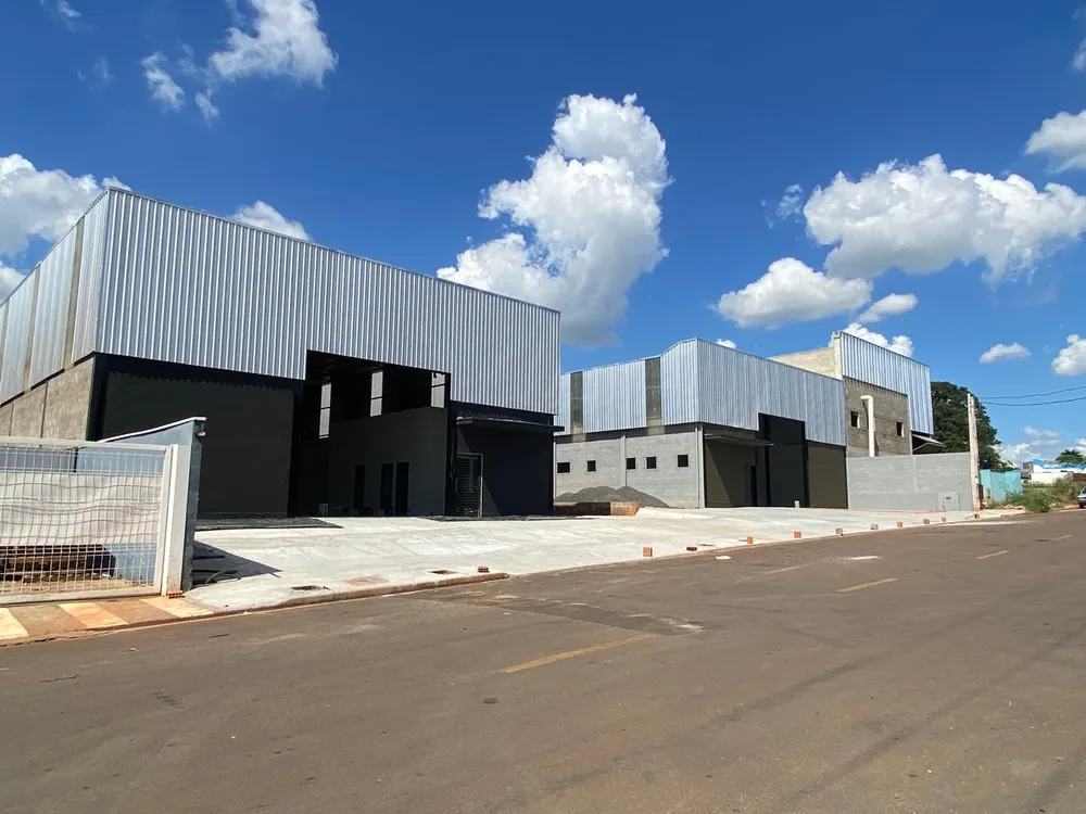 Depósito-Galpão, 600 m² - Foto 1