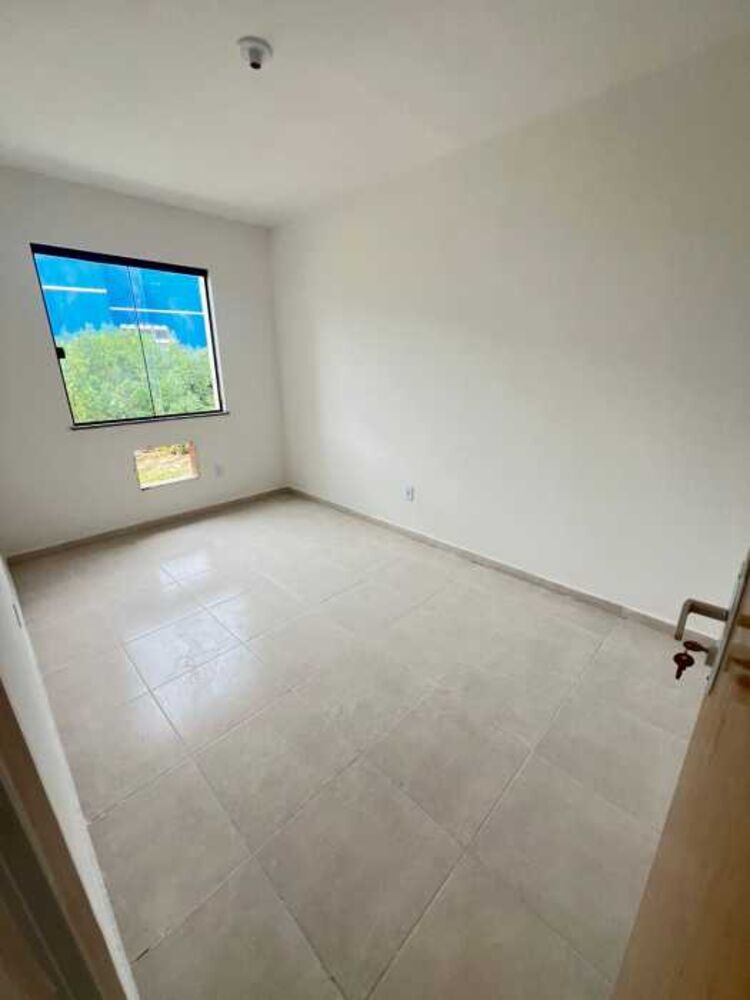 Casa à venda com 2 quartos, 48m² - Foto 4