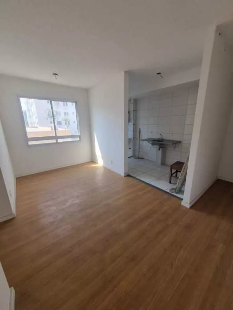 Apartamento à venda com 2 quartos, 45m² - Foto 4