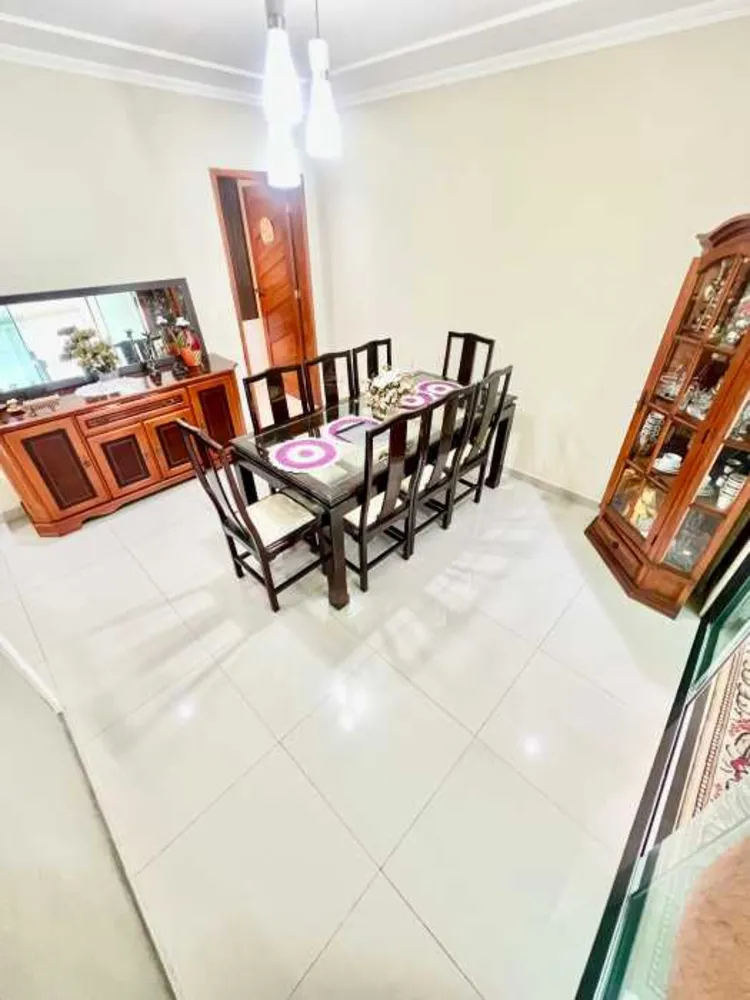 Casa, 3 quartos, 242 m² - Foto 7