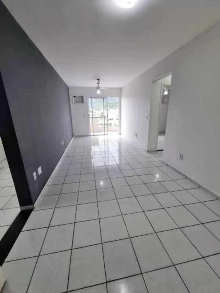 Apartamento à venda com 2 quartos, 73m² - Foto 3