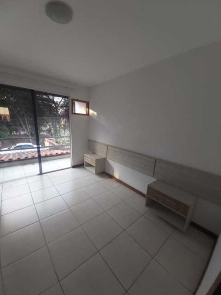Casa à venda com 2 quartos, 69m² - Foto 7