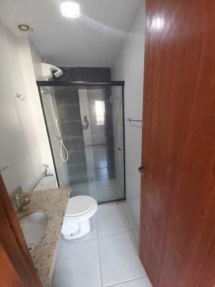 Casa à venda com 2 quartos, 69m² - Foto 9