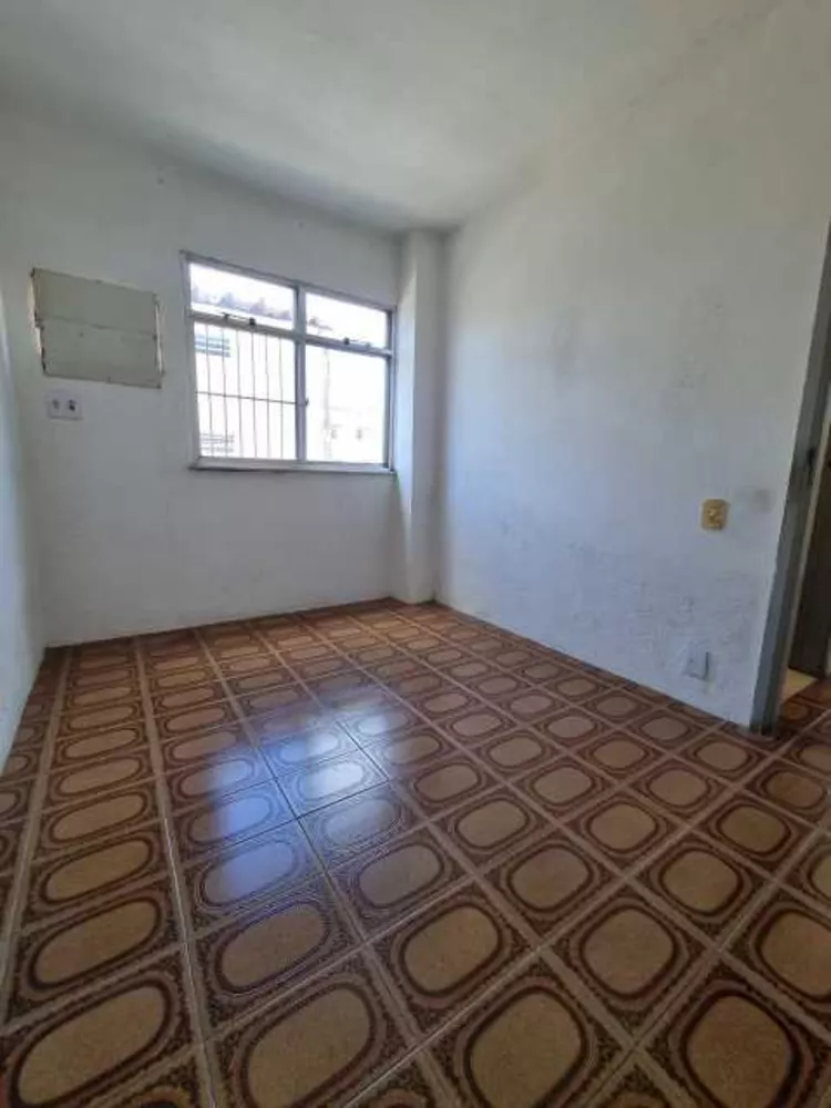 Apartamento à venda com 2 quartos, 62m² - Foto 3