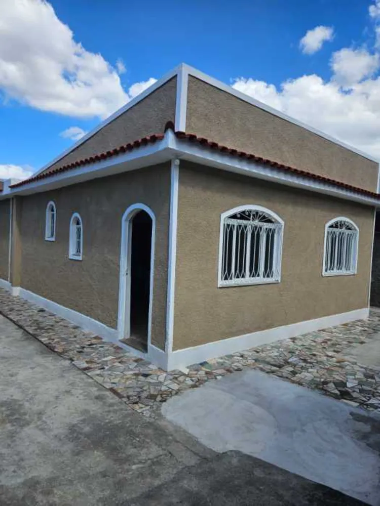 Casa, 3 quartos, 72 m² - Foto 1