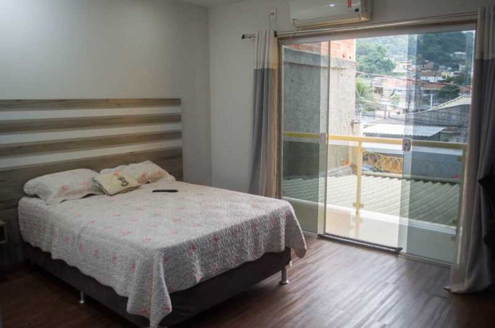 Casa à venda com 4 quartos, 342m² - Foto 7