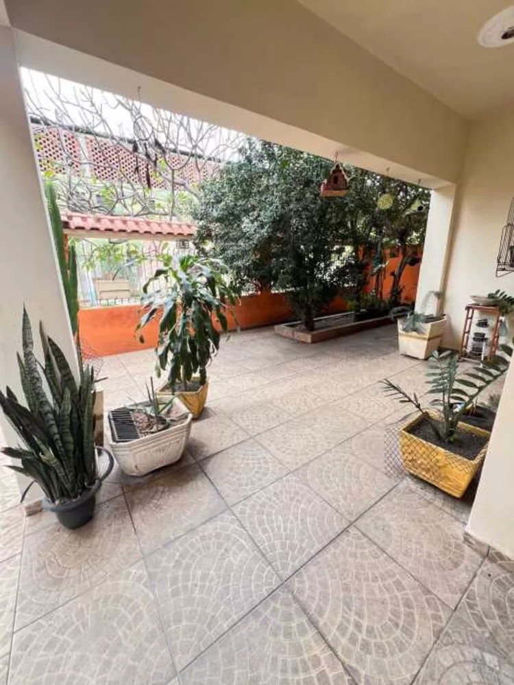 Casa, 3 quartos, 275 m² - Foto 4