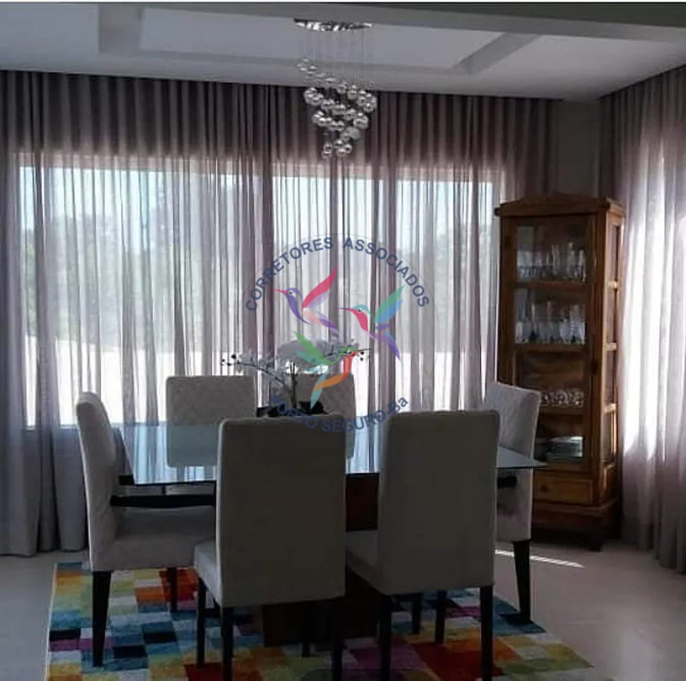 Casa, 3 quartos, 280 m² - Foto 1