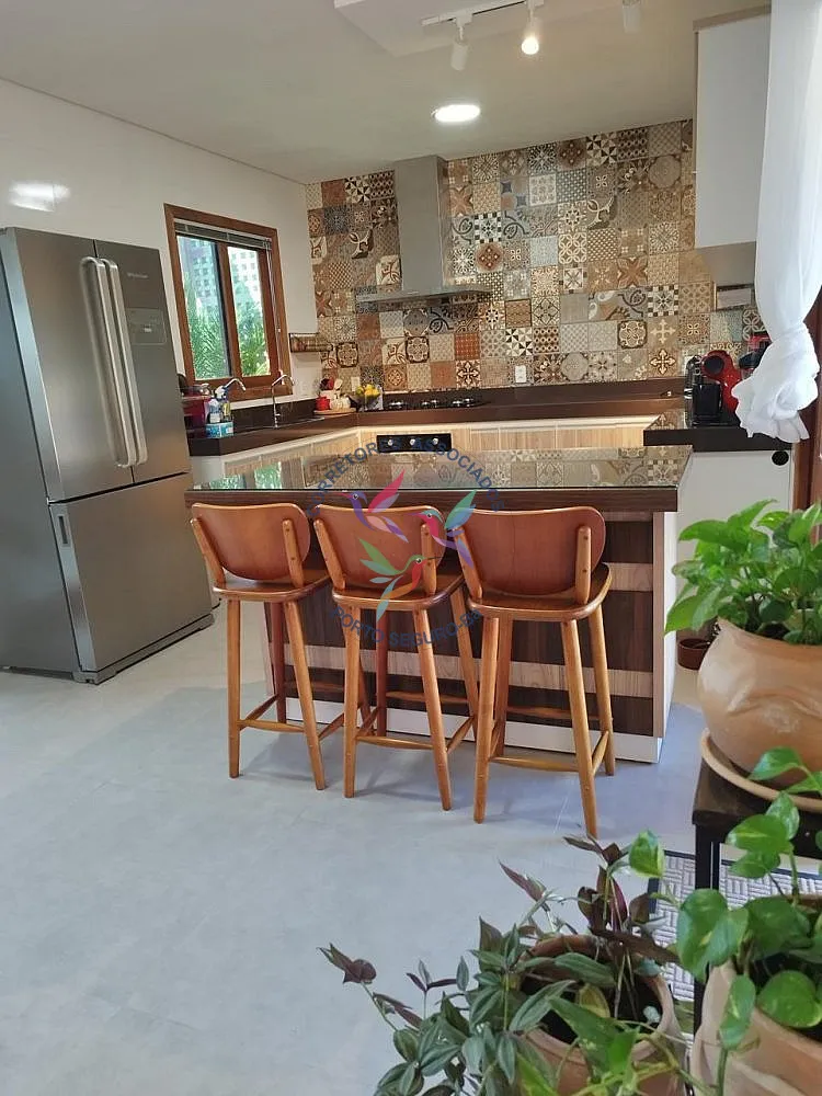 Casa, 3 quartos, 185 m² - Foto 2