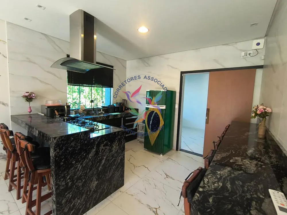 Casa, 6 quartos, 180 m² - Foto 7