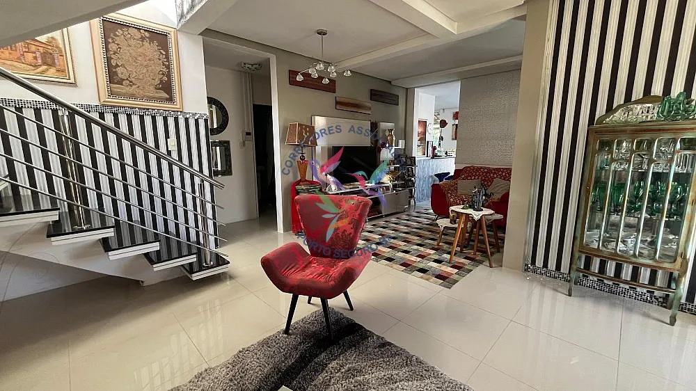 Casa, 3 quartos, 263 m² - Foto 3
