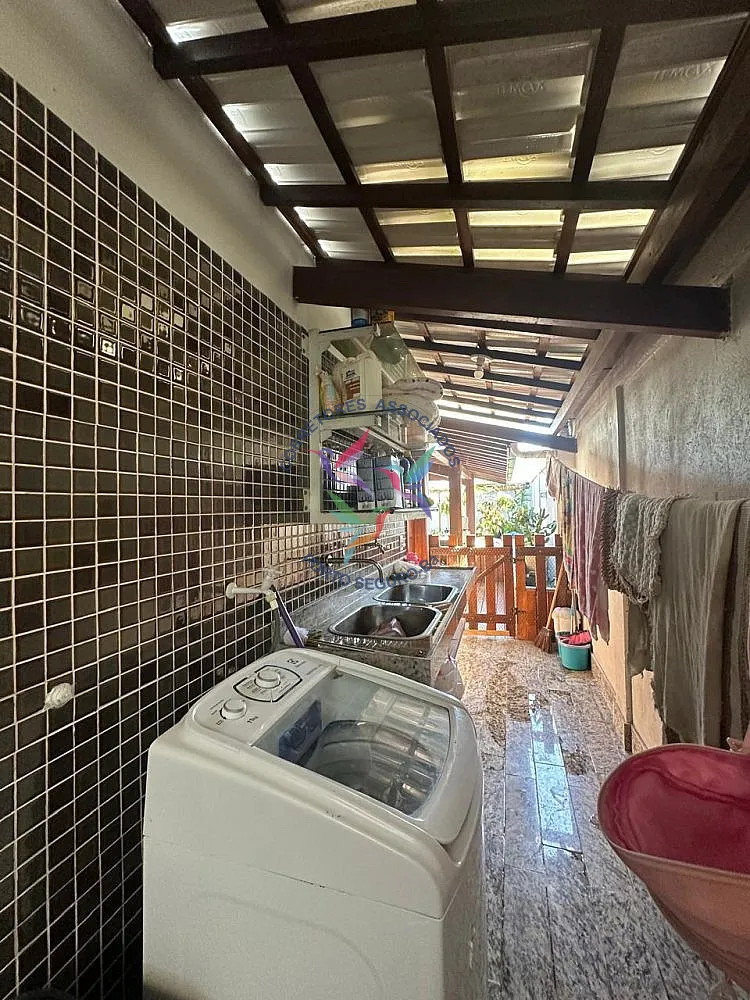 Casa, 4 quartos, 296 m² - Foto 1