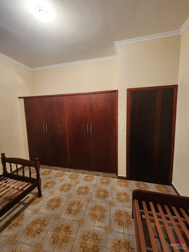 Casa, 3 quartos, 250 m² - Foto 14