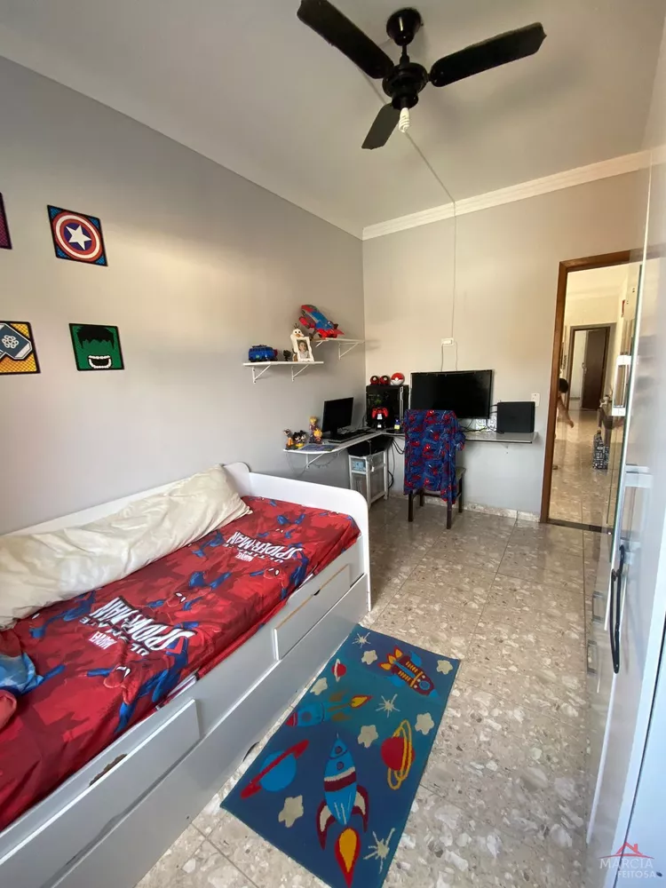 Casa à venda com 2 quartos, 60m² - Foto 16