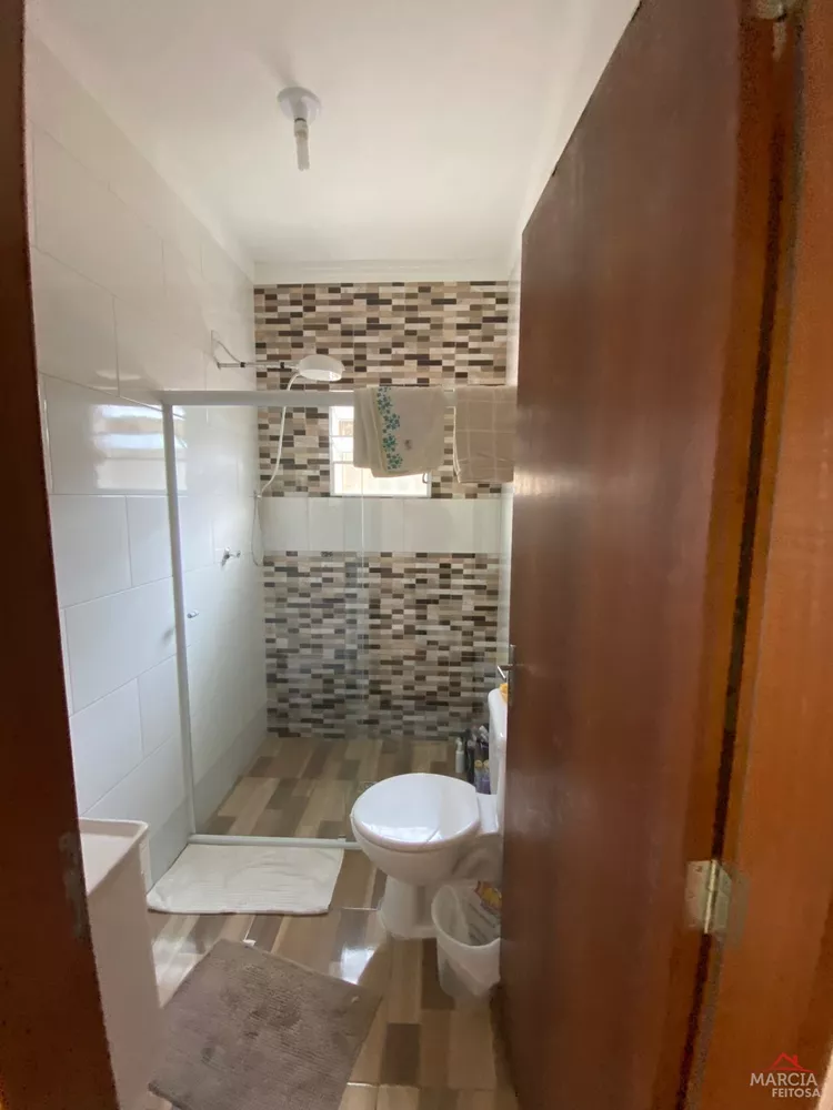 Casa à venda com 2 quartos, 60m² - Foto 10