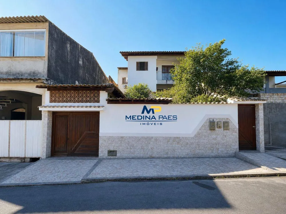 Casa, 3 quartos, 178 m² - Foto 1