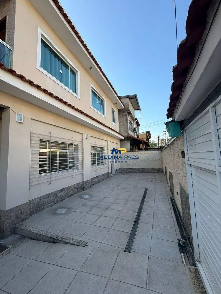 Casa, 3 quartos, 290 m² - Foto 2