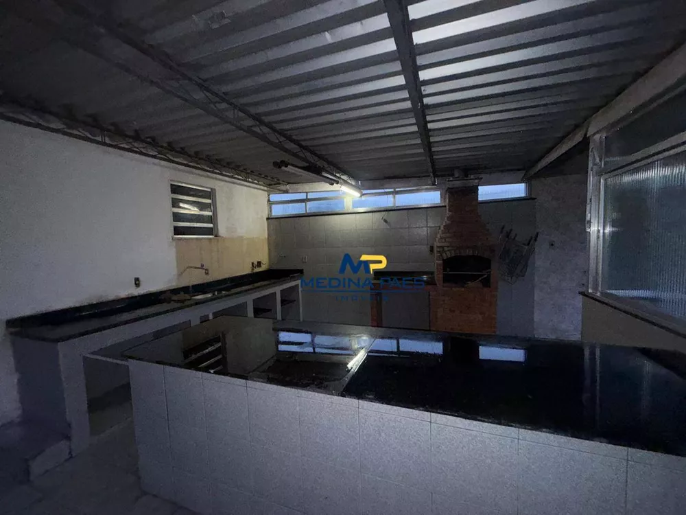 Casa, 3 quartos, 290 m² - Foto 1