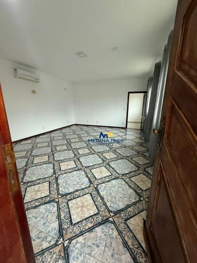Casa, 3 quartos, 290 m² - Foto 3