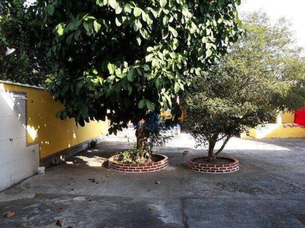 Casa à venda com 2 quartos, 360M2 - Foto 2